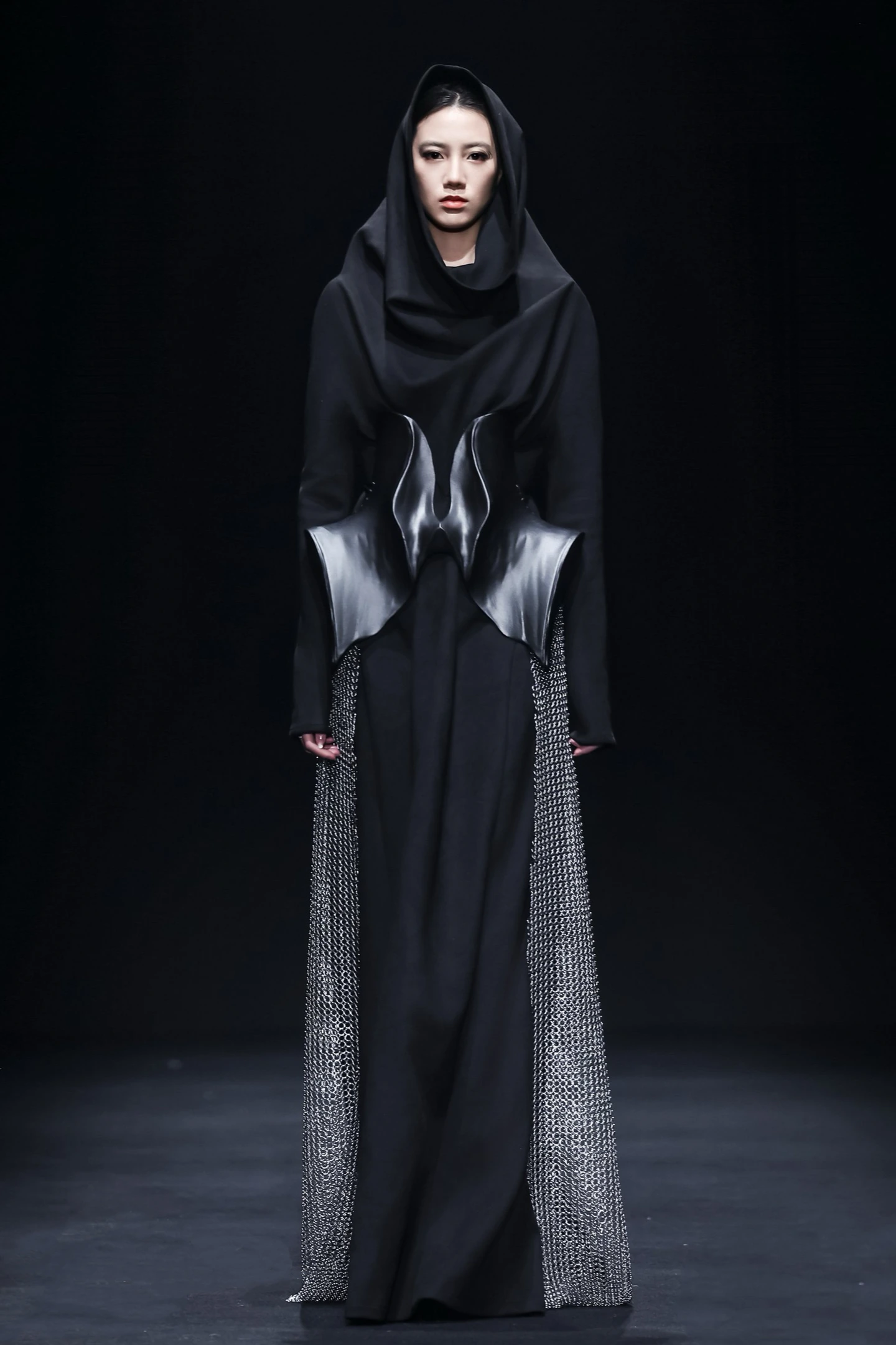 C.PROTOCOL SS27 — selected look 5, full runway view